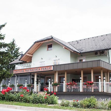 Gostilna In Prenocisca Ferlic Otel Braslovce Dış mekan fotoğraf